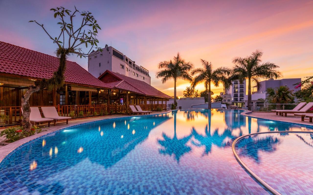 Suncosy Central Hotel دونغ دونغ المظهر الخارجي الصورة